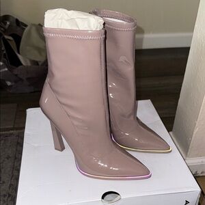 Aldo Tan Heeled Boots Sleek Modern Design